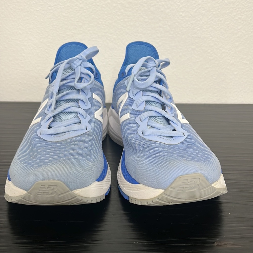 New Balance Womens Fresh Foam 860 v11 Shoes Light Blue White Size 7.5 - Picture 5 of 14
